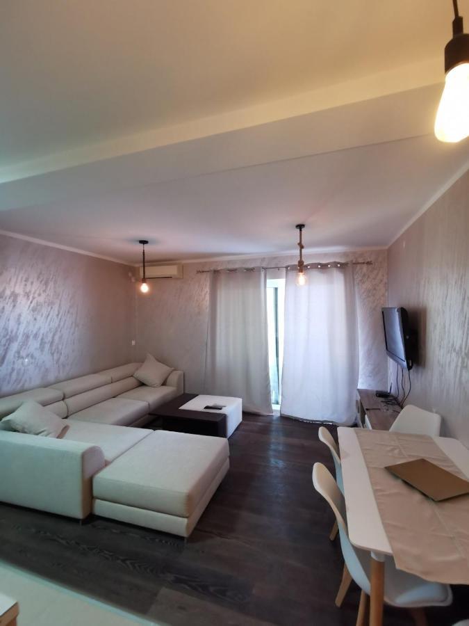 Holiday Home Kalicanin Бар Екстер'єр фото